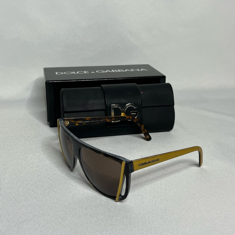 Dolce & Gabbana Shield Sunglasses – Tortoise & Yellow Sport Frame